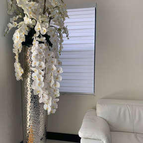 Cascaodon artificial plant in vase