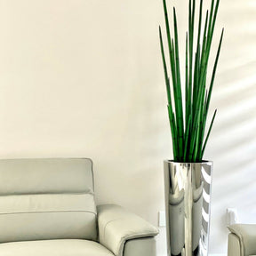 Largeelas artificial plant in vase