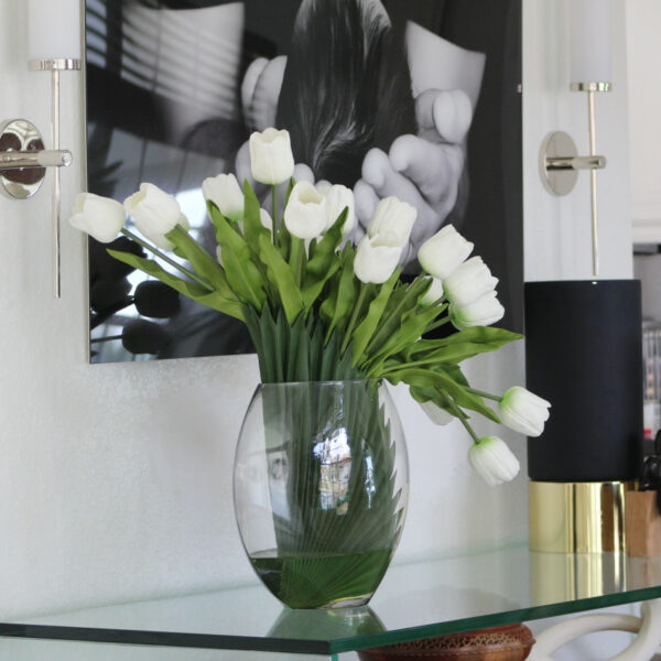 Moarur artificial plant in vase